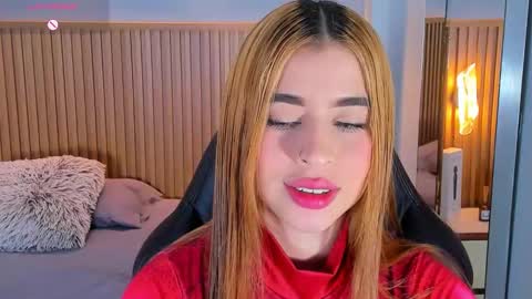 Snapshot of lucymars1 chatting on 10/10/25, 12:04 L U C Y  online show from 10/10/25, 12:04