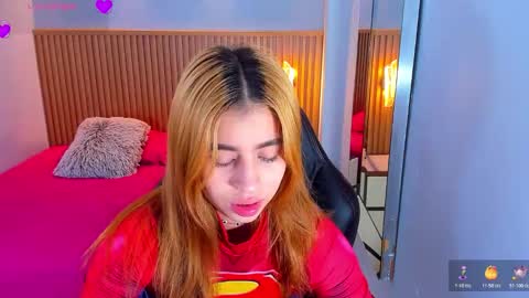 Snapshot of lucymars1 chatting on 10/20/25, 11:21 L U C Y  online show from 10/20/25, 11:21