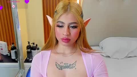 L U C Y  online show from 10/31/25, 01:23