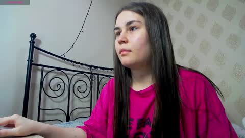 Snapshot of lucymur chatting on 04/25/26, 11:46 Lucy online show from 04/25/26, 11:46