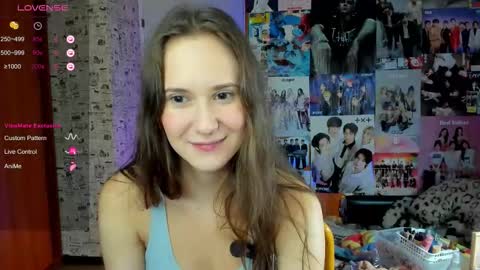 Lucy Rose online show from 09/14/25, 05:12