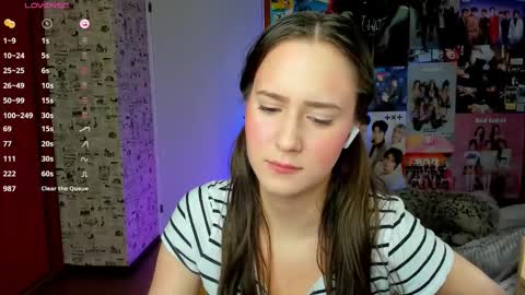 Lucy Rose online show from 10/02/25, 04:41