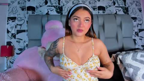 Snapshot of lucyrosse_ chatting on 03/16/26, 11:25 Lucy online show from 03/16/26, 11:25