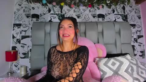 Snapshot of lucyrosse_ chatting on 03/29/26, 11:21 Lucy online show from 03/29/26, 11:21