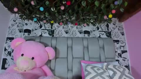 Snapshot of lucyrosse_ chatting on 05/10/26, 11:26 Lucy online show from 05/10/26, 11:26