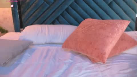 Snapshot of lucyvega4 chatting on 10/07/25, 03:58 Lucy online show from 10/07/25, 03:58