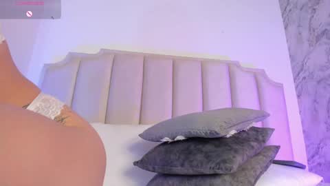 Snapshot of lucyvegaa1 chatting on 01/08/25, 07:03 Lucy Vega online show from 01/08/25, 07:03