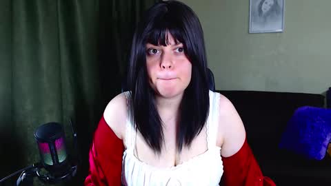 Call me Lucy online show from 09/22/25, 10:17