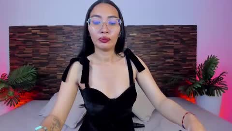 Snapshot of lucyy_liiu chatting on 06/25/26, 08:24 Lucy Liiu online show from 06/25/26, 08:24