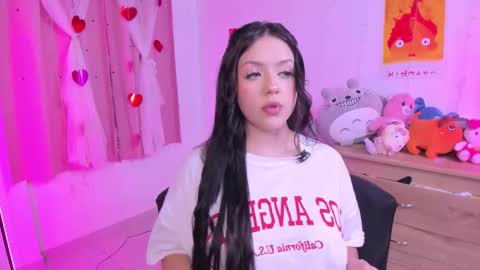 LUCYY FROM HOME  online show from 09/22/25, 01:18