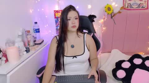 LUCYY FROM HOME  online show from 03/02/26, 02:14