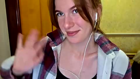 Sofia online show from 05/10/26, 06:07