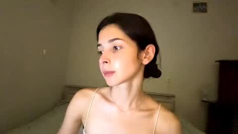 Snapshot of ludivinablice chatting on 07/28/26, 07:39 Mika online show from 07/28/26, 07:39
