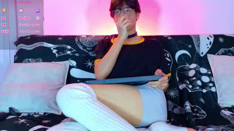 Lui online show from 02/26/26, 04:44