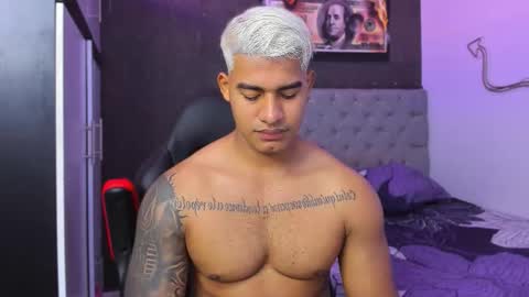 Luigi Independent model online show from 01/17/26, 04:06