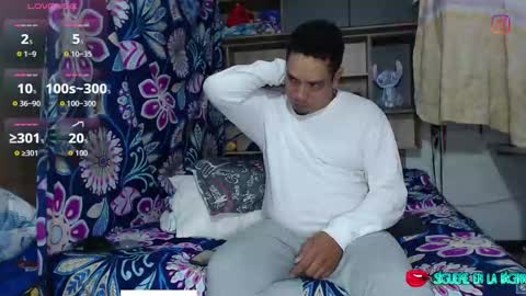 Snapshot of luisa2025_ chatting on 09/30/25, 01:38 Hot Latina online show from 09/30/25, 01:38