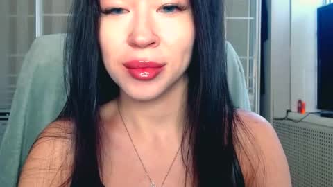 luisa lovedom online show from 09/27/25, 09:47