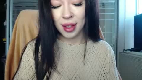 luisa lovedom online show from 11/23/25, 07:52