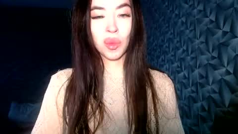 luisa lovedom online show from 06/18/26, 11:25