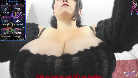 Snapshot of luisa_eliza chatting on 01/23/25, 10:44 sigueme en instagram luisaeliza online show from 01/23/25, 10:44