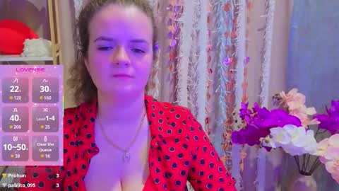 Snapshot of luisa_rosee chatting on 03/06/26, 08:38 Luisa Rosee online show from 03/06/26, 08:38