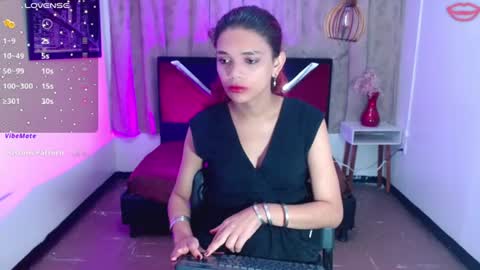 luisa_torres__ online show from 07/05/26, 04:19