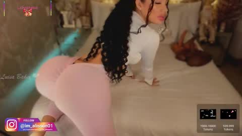  IG im alisson01  online show from 12/21/25, 04:30