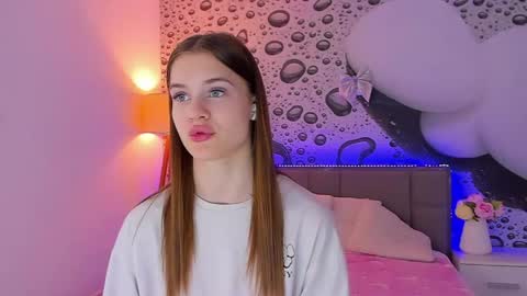 LuisaClover online show from 05/31/26, 12:45