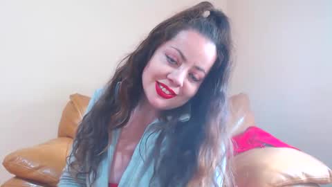 Snapshot of luisahornydoll chatting on 05/14/26, 11:39 Cassie online show from 05/14/26, 11:39