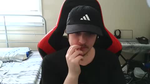 Luisdiaztube online show from 05/05/26, 07:22