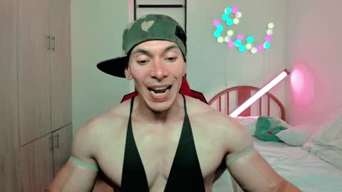 Snapshot of luisfernikesportboy chatting on 12/01/24, 09:04 Luis Fer PVT IS OPEN online show from 12/01/24, 09:04