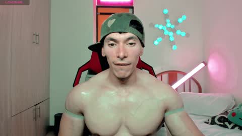 Snapshot of luisfernikesportboy chatting on 12/30/24, 08:47 Luis Fer PVT IS OPEN online show from 12/30/24, 08:47