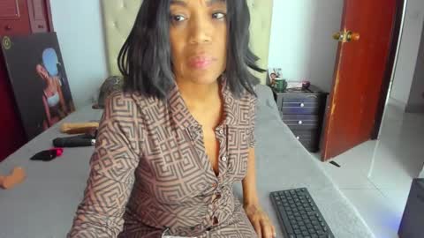 Luissa online show from 11/11/25, 10:37