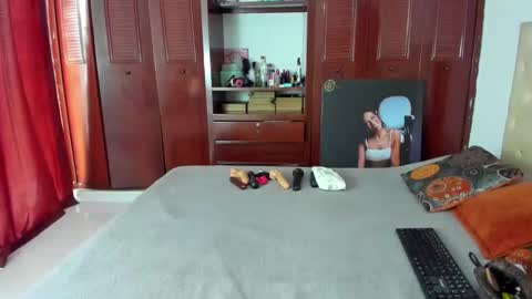 Luissa online show from 12/14/25, 12:21