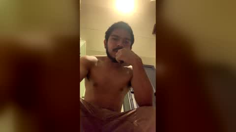 Snapshot of luisthechosen1 chatting on 04/26/26, 10:24 AlmightyZero online show from 04/26/26, 10:24