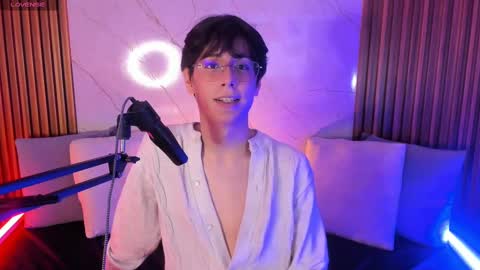 luixdust1 online show from 09/28/25, 04:18