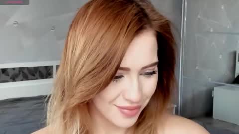 Lizzy online show from 10/10/25, 11:31