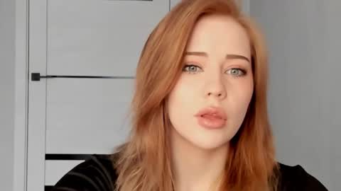 Lizzy online show from 03/25/26, 10:43