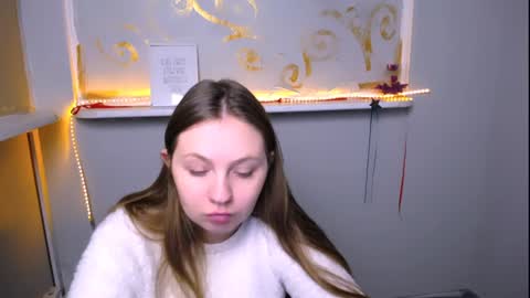 Snapshot of luizaheems_ chatting on 12/10/24, 10:49 Luiza online show from 12/10/24, 10:49