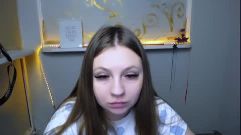 Snapshot of luizaheems_ chatting on 12/21/24, 07:45 Luiza online show from 12/21/24, 07:45