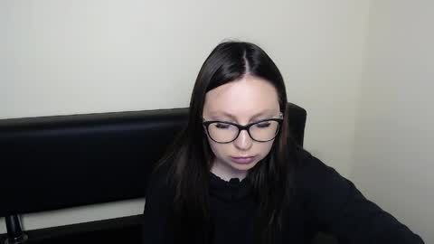 Luiza online show from 05/20/26, 06:19