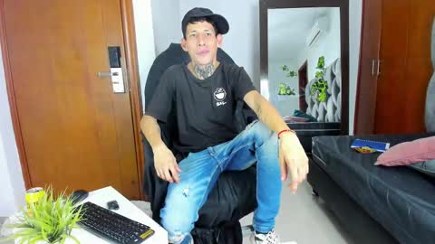 lujuriau_u online show from 10/07/25, 05:04