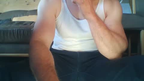 lukaf887 online show from 05/06/26, 08:41