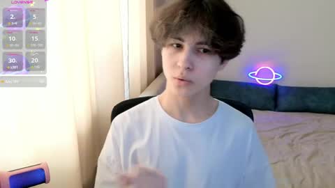 Snapshot of lukahayes chatting on 04/14/26, 01:28 lukahayes online show from 04/14/26, 01:28