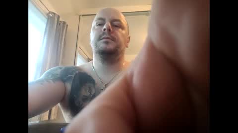 Snapshot of lukasz1808 chatting on 04/04/26, 06:27 lukasz1808 online show from 04/04/26, 06:27