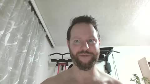 Snapshot of luke91_t chatting on 02/28/26, 05:14 luke91_t online show from 02/28/26, 05:14