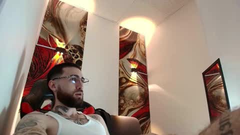 LUKE online show from 02/18/26, 01:07