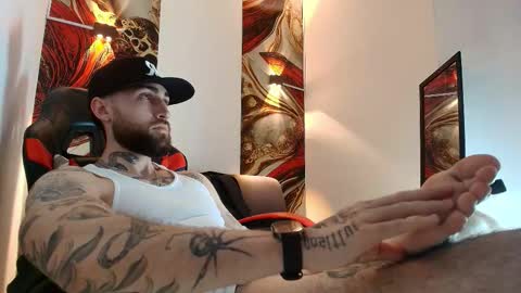 Snapshot of luke_davis01 chatting on 03/28/26, 01:00 LUKE online show from 03/28/26, 01:00