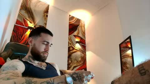 Snapshot of luke_davis01 chatting on 04/14/26, 12:55 LUKE online show from 04/14/26, 12:55