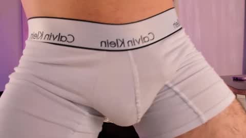 Snapshot of luke_diaz7 chatting on 02/10/25, 05:25 luke diaz7 online show from 02/10/25, 05:25